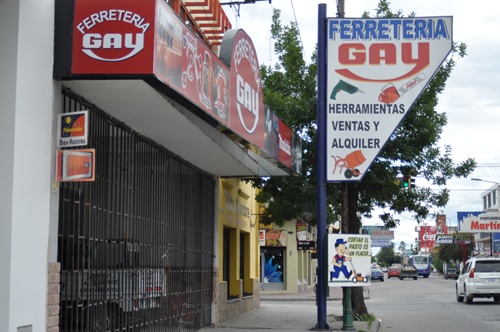 sign for gay ferreteria