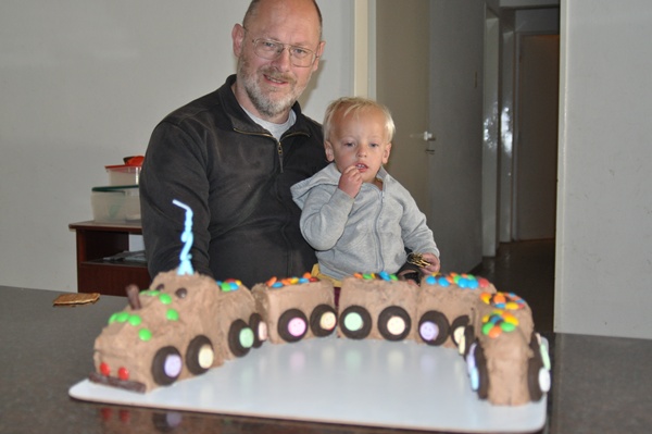 Joni and Martin with cake